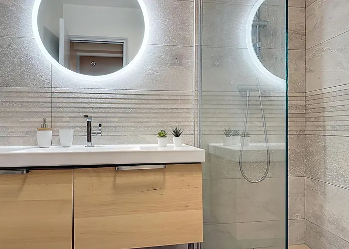 Le Gustave 4pers-centre Ville-5min De La Gare Appartamento *